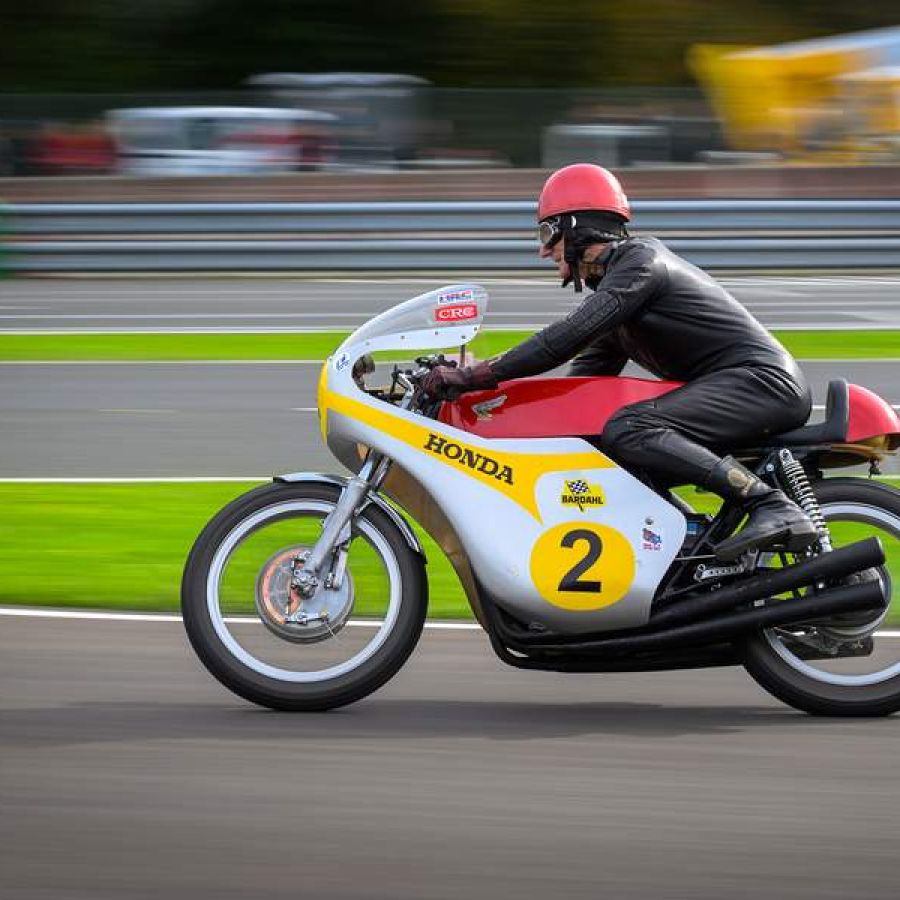 classic-moto-race-festival-vransko-2024-amd-domzale-00007C1581058-65A9-8B15-509B-7CD92F725505.jpg