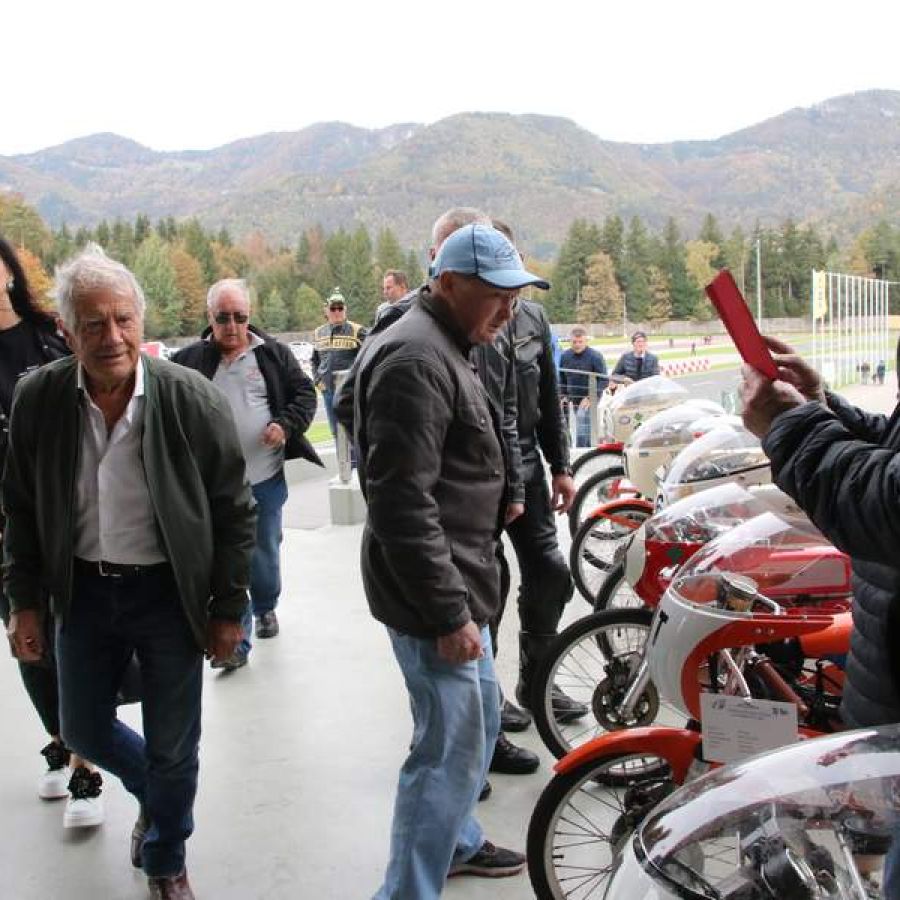 classic-moto-race-festival-vransko-2024-amd-domzale-00139BCDB6513-68A7-C6AF-92F5-D5F31E2EA5DB.jpg