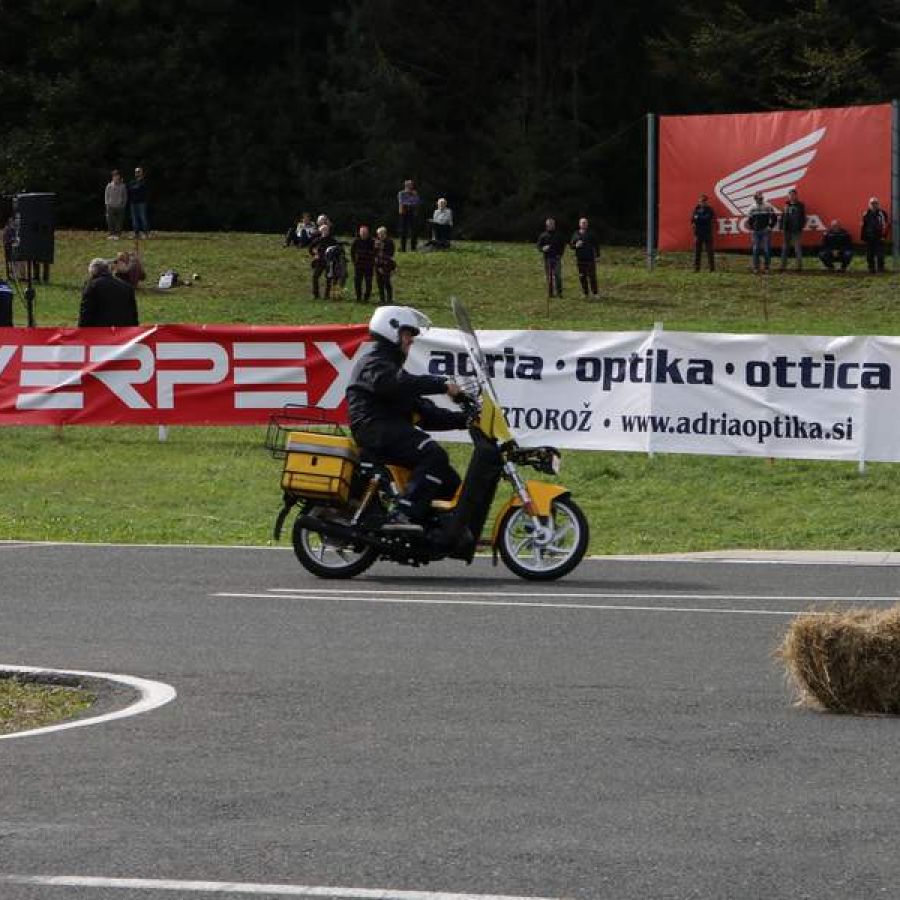 classic-moto-race-festival-vransko-2024-amd-domzale-00361E1088345-BB48-9A33-5BE2-26659DDA99FB.jpg