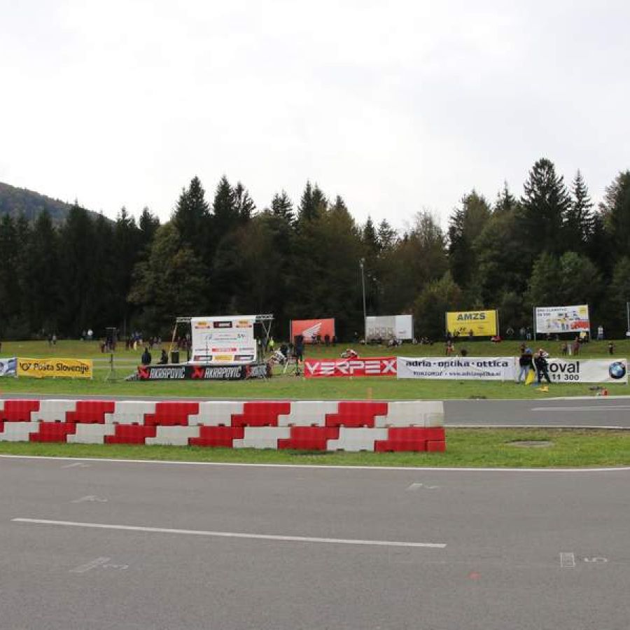 classic-moto-race-festival-vransko-2024-amd-domzale-004085C748D7E-AFC3-71B8-6FB5-1CEE545DE22C.jpg