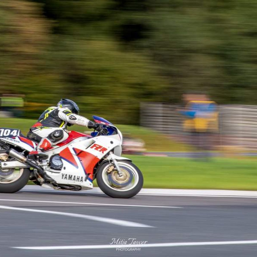 classic-moto-race-festival-vransko-2024-amd-domzale-00916B51BAEB0-EE25-323F-D35B-3BDE7D399F26.jpg