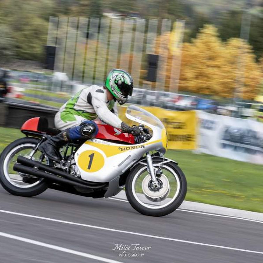 classic-moto-race-festival-vransko-2024-amd-domzale-010139251C7DD-5292-8010-9A5A-E587F8E3D29A.jpg