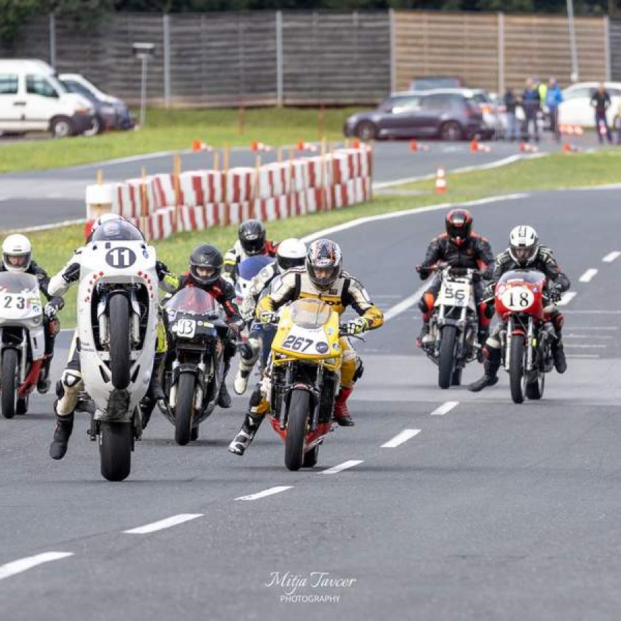 classic-moto-race-festival-vransko-2024-amd-domzale-01110BA24BF17-77DE-963A-F067-77F5D59F6D68.jpg